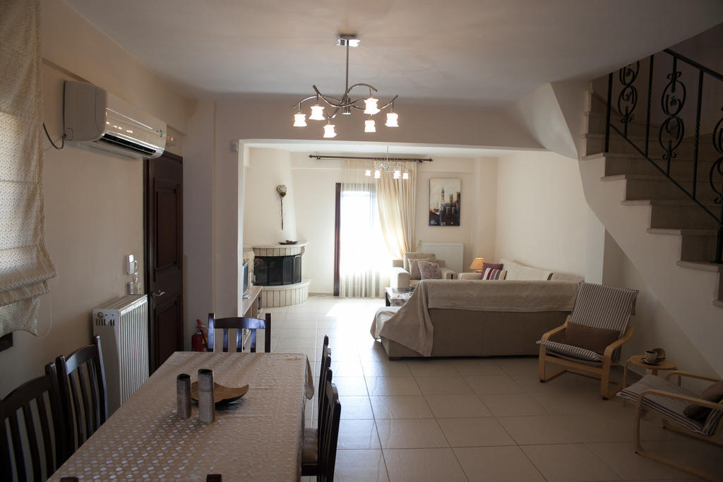 Venetiko Villas Nafpaktos Habitación foto