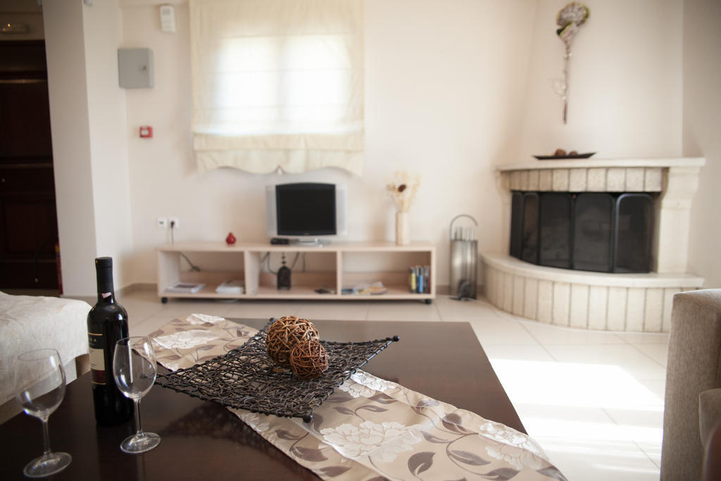 Venetiko Villas Nafpaktos Habitación foto